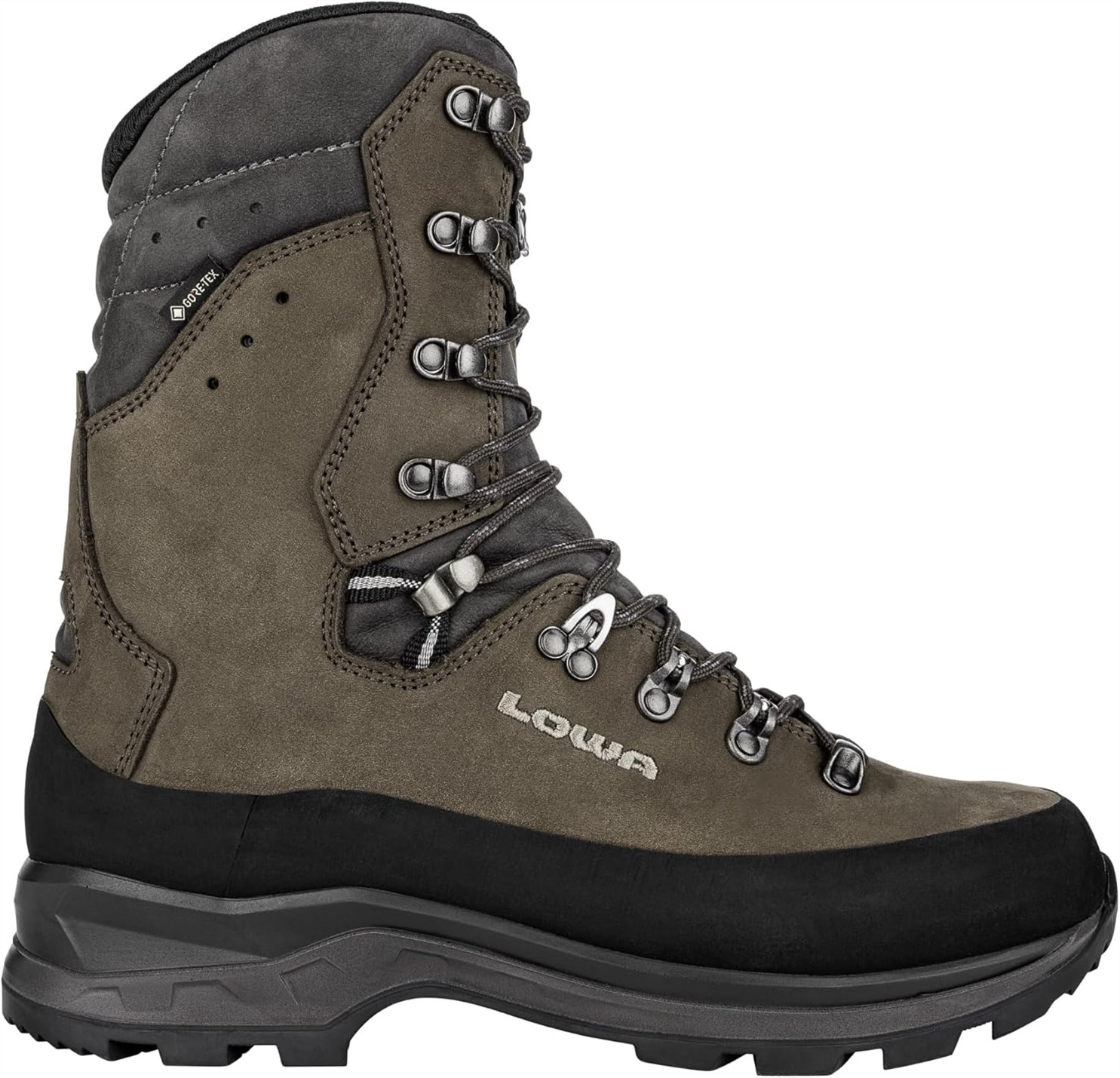 LOWA Tibet EVO GTX HI: A Mountain Companion Worthy of the Name LOWA Tibet EVO GTX HI: A Mountain Companion Worthy of the Name
